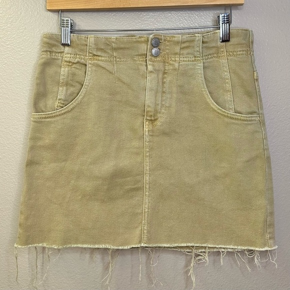 Free People Tan Back Buckle Distressed Mini Skirt Casual - Picture 1 of 6